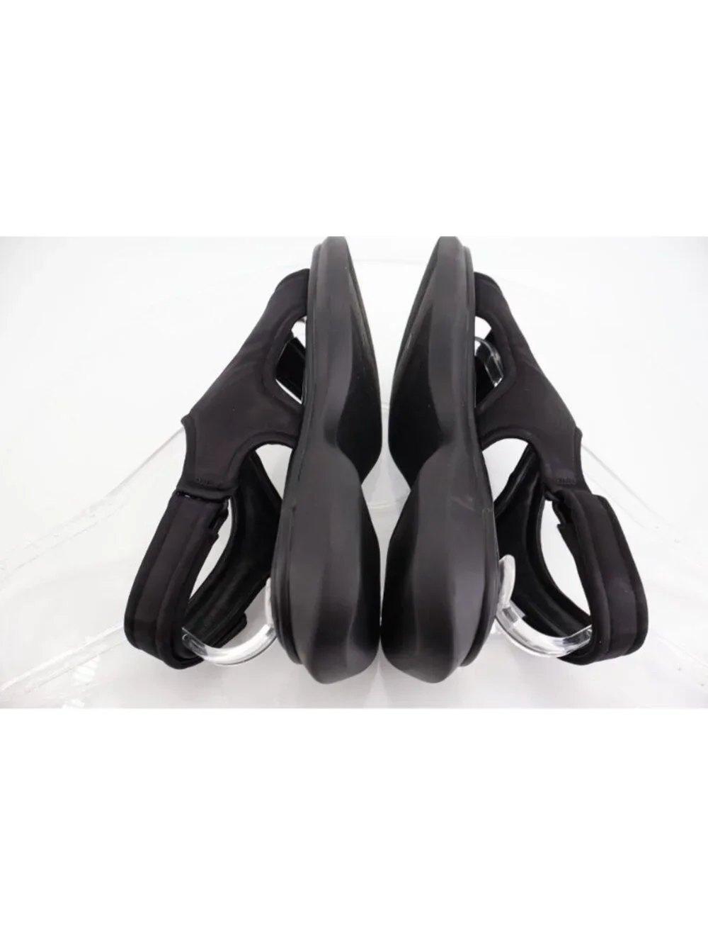 Vince Fresca Sandals Womens 10 Shoes black Strappy Hook & Loop Casual Flats